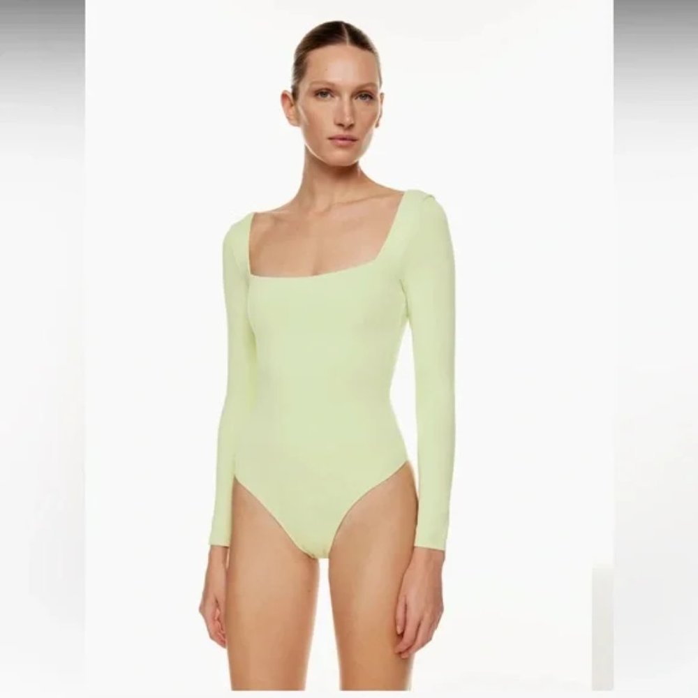 Contour Squareneck Longsleeve Bodysuit - Palm Green